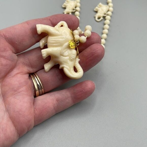 Vintage Celluloid large lucky Elephant statement necklace . - Picture 6 of 11